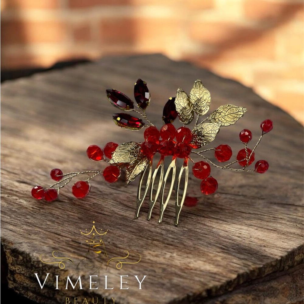 Red and Gold Hair Comb